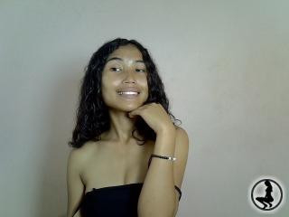 www.nakedasianchat.com EmiOut