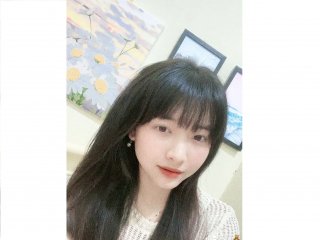 www.nakedasianchat.com Minna