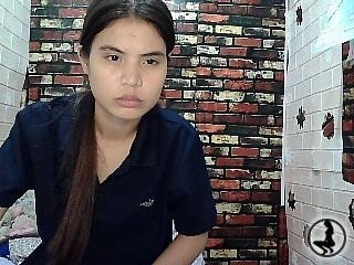 www.nakedasianchat.com sexyvirgin694u